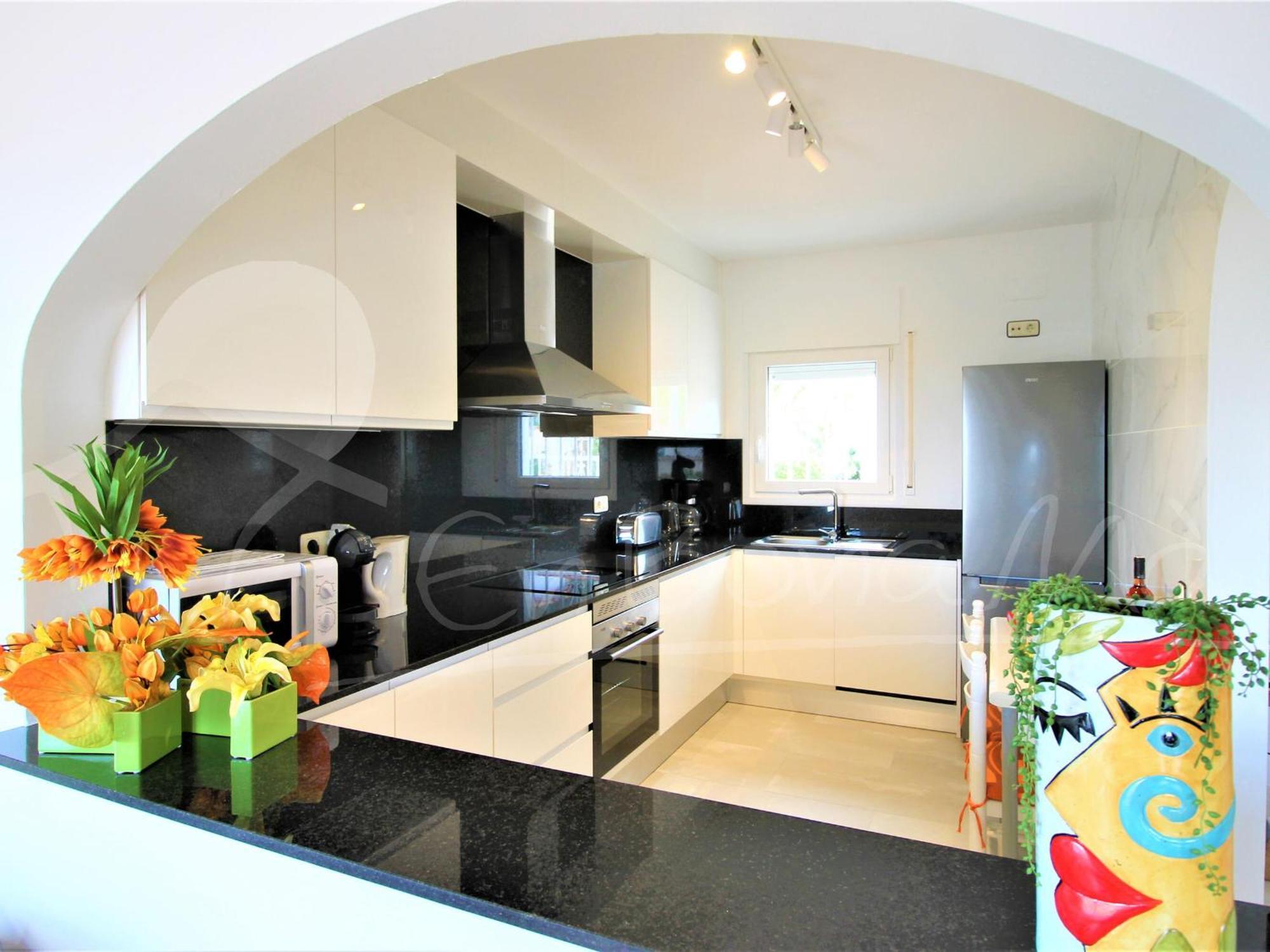 Con Piscina Y Vistas, Max.7 Personas, - Es-366-14 *